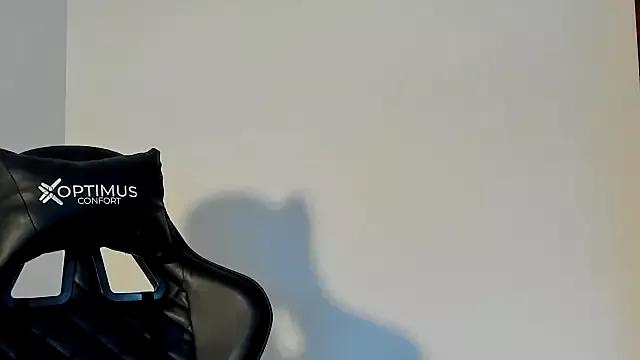 Sami_Hotie1 from StripChat is Freechat