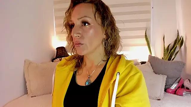 Sammykatt from StripChat