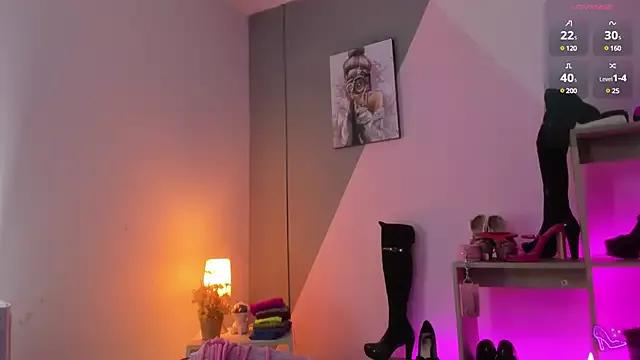 SammyLauren from StripChat is Freechat