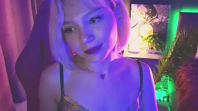 SandraBoyl from StripChat is Freechat