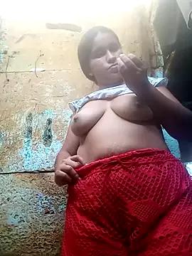 Sandrajsc from StripChat is Freechat