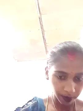 Photos of Saniye-143 from StripChat is Freechat