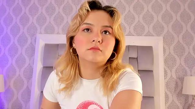 Sara__Williams from StripChat