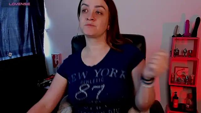 sara_goodgirl13 from StripChat