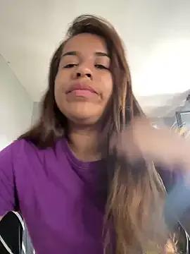sara_loveyou01 from StripChat is Freechat