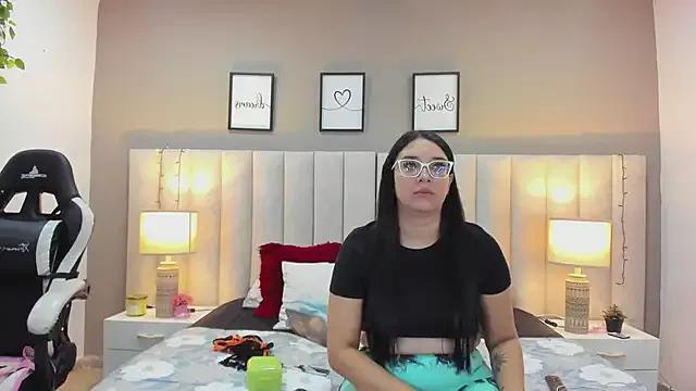 sara_parker069 from StripChat