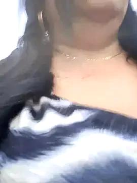 sara_pineros from StripChat