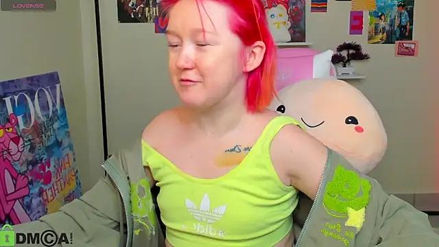 Sara_Robinson from StripChat