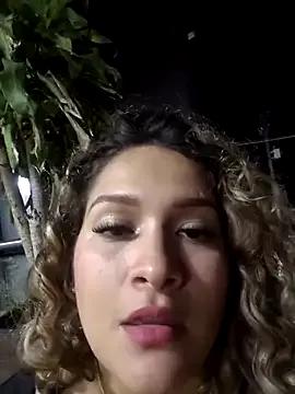 Sara_smiiith211 from StripChat