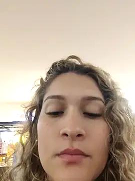 Sara_smiiith211 from StripChat