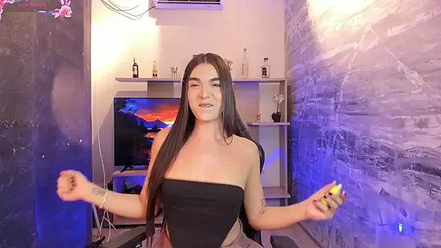 saracaball_ from StripChat