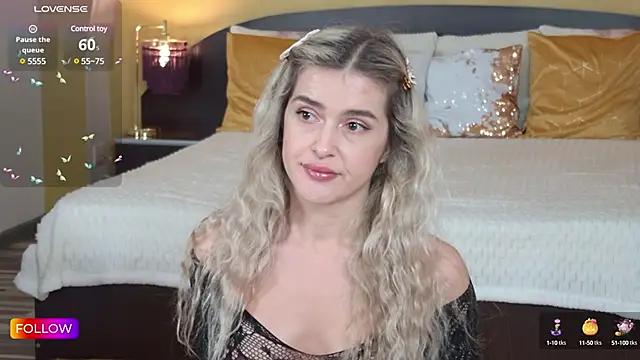 Girls: try live performances with matured performers, from dancing to quirks, in a variety of beautiful sex cams.