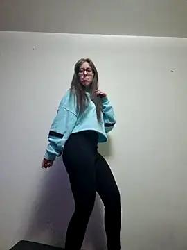 Sarah459 from StripChat