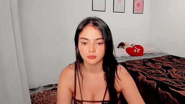Sarah_angell from StripChat