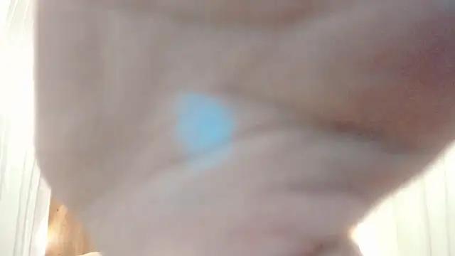 Sarah_angell from StripChat