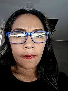 sarah_garcia_ from StripChat is Freechat