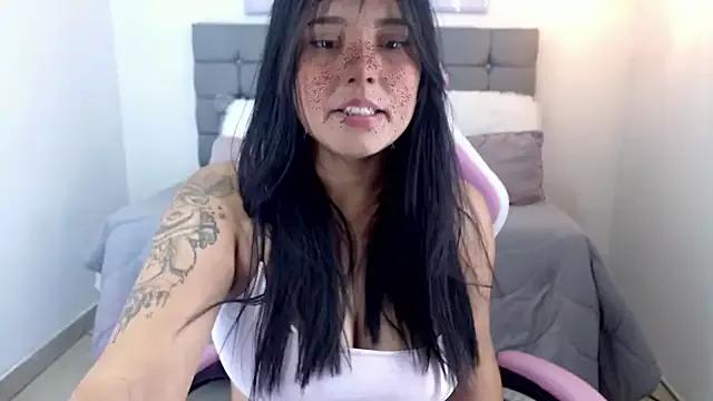 sarah_moon2 from StripChat