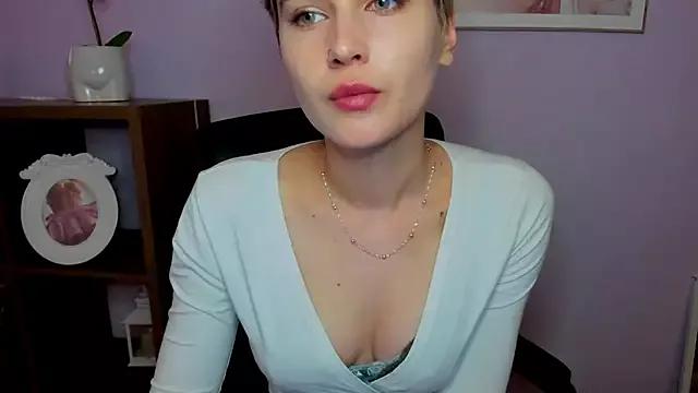 sarah_perfect from StripChat