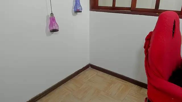 Sarah_potter from StripChat