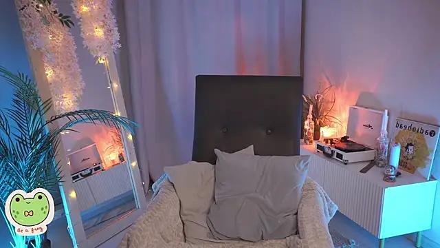 Sarah_Son from StripChat