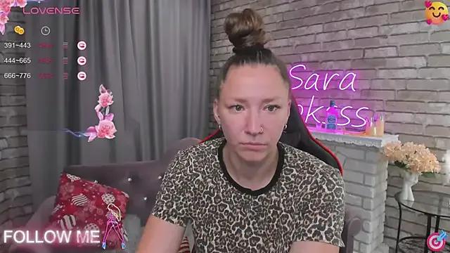 SarahCoksss webcams show profile image 