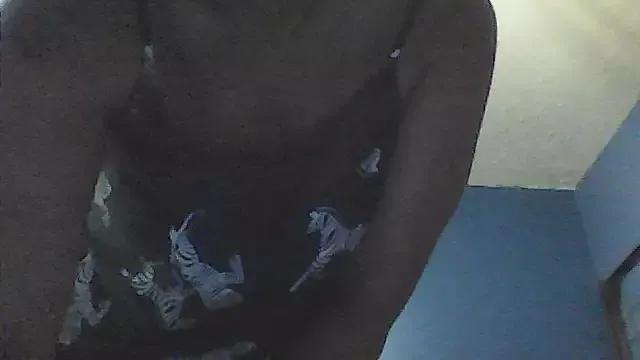 sarahkat86 from StripChat is Freechat