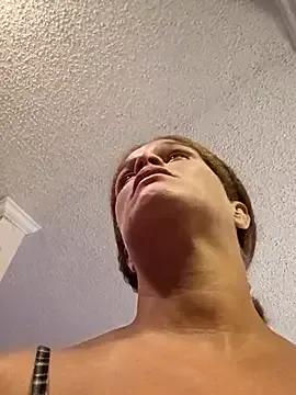 sarahkat86 from StripChat is Freechat