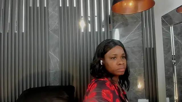 SaraiEvans from StripChat
