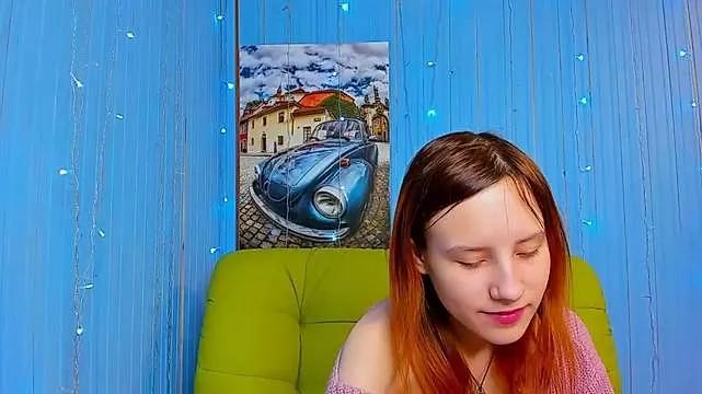 sarakaell from StripChat