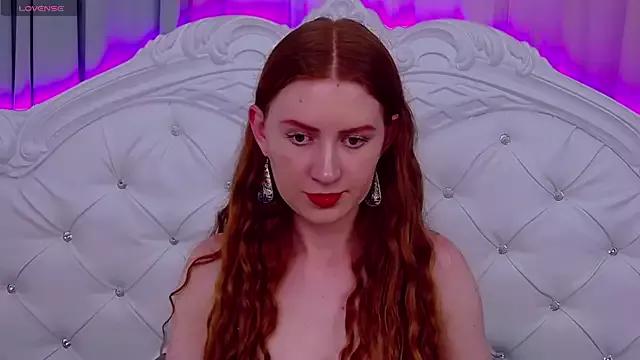 SaraMoor webcams show profile image 