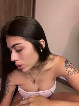 Sarasanders_4 from StripChat is Freechat