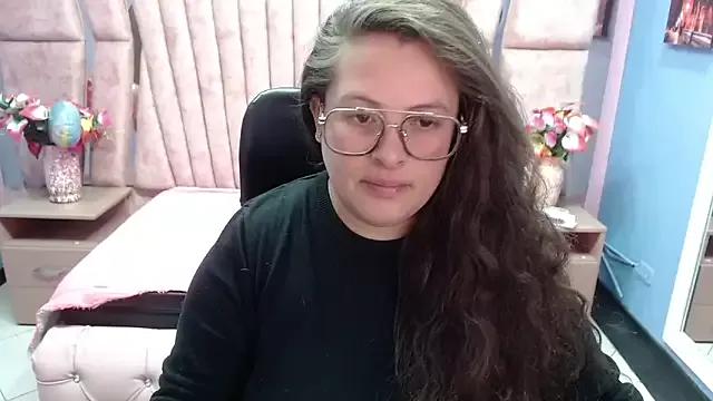 SaraThomso from StripChat