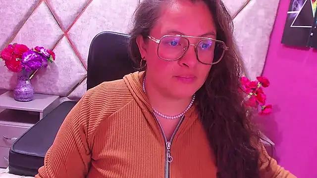 SaraThomso from StripChat
