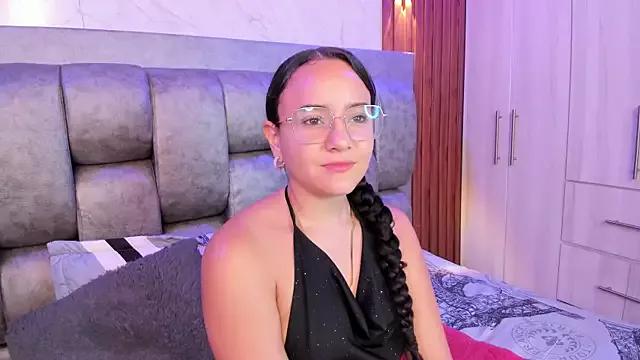 Saray-Rivas from StripChat