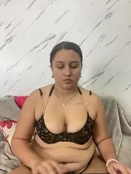 saray_gomez22 from StripChat