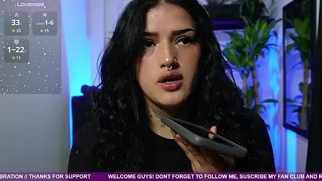 Girls: try live performances with matured performers, from dancing to quirks, in a variety of beautiful sex cams.