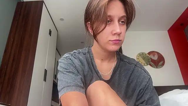 Sasha_moormeoow from StripChat