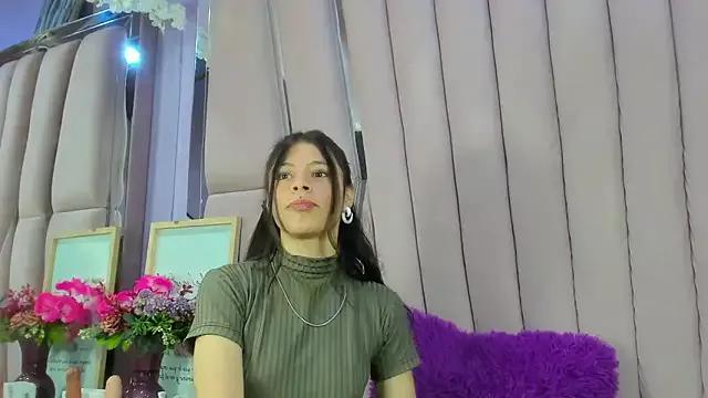Girls: try live performances with matured performers, from dancing to quirks, in a variety of beautiful sex cams.