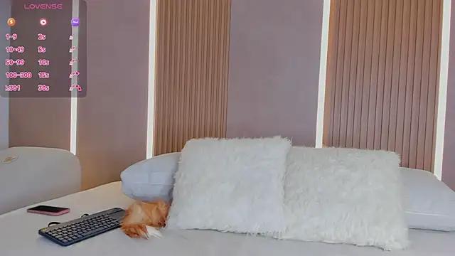 sasha_riverss from StripChat