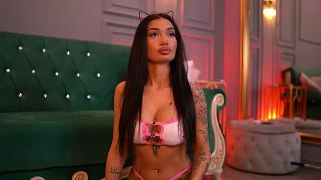 SashaFerrera from StripChat