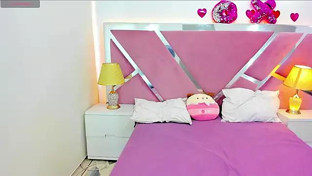SashaStar4 from StripChat is Freechat