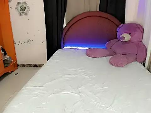 sassy_alex from StripChat is Freechat