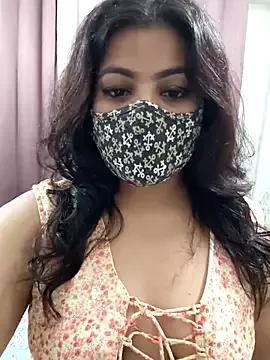 Sassy_Saraa from StripChat is Freechat