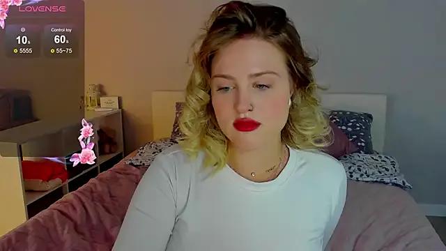 Sassy_Talkin_ from StripChat