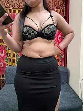 sassygirl4141 from StripChat