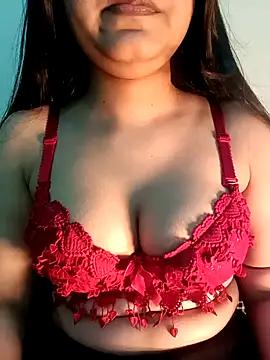 sassygirl4141 from StripChat