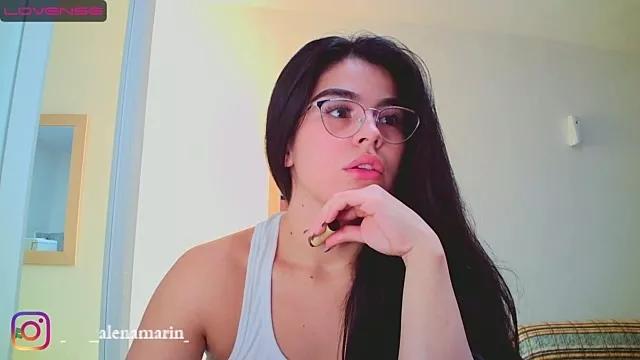 sassyluu from StripChat