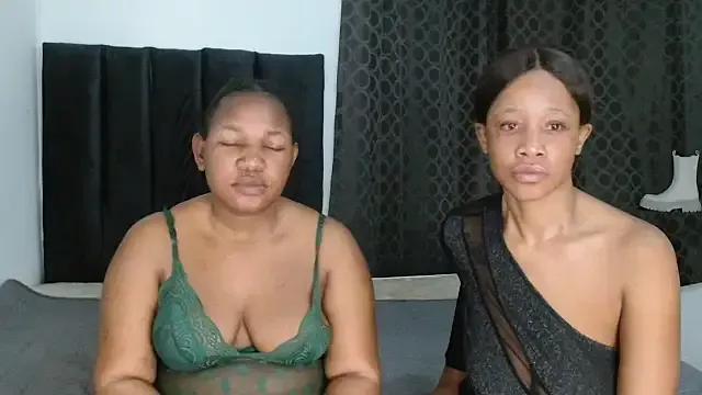 Savage-Belle from StripChat is Freechat