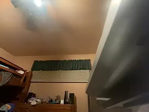 savageconfidence from StripChat
