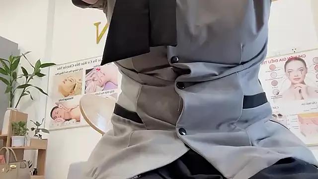 Sayuri_Satou from StripChat is Freechat